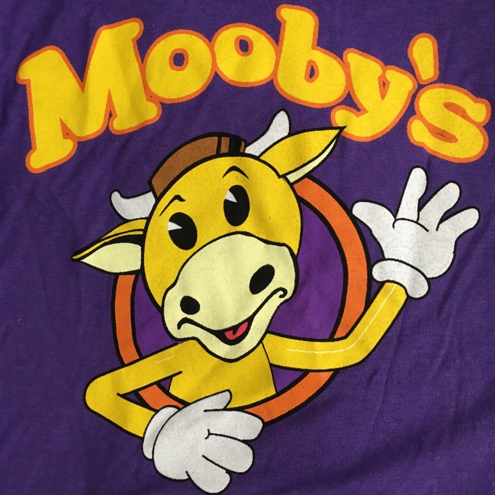 Mooby’s T-Shirt Sz Small Jay & Silent Bob / Clerks